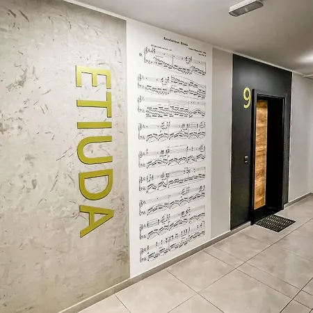 Appartamento Artystyczny *