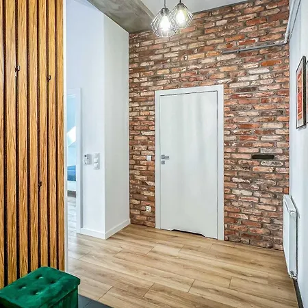 Artystyczny Appartamento *